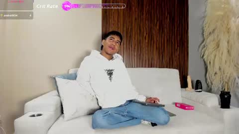 Snapshot of ender_h0tt chatting on 06-15-26, 01:46 Ender online show from 06-15-26, 01:46