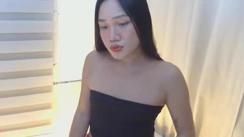 Snapshot of endless_lover22 chatting on 11-22-25, 12:04 sahara love online show from 11-22-25, 12:04