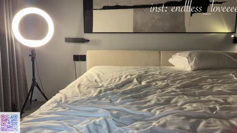 Snapshot of endlessmia chatting on 01-31-26, 11:14 Mia online show from 01-31-26, 11:14