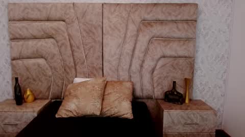 endlessnightfx online show from 12-20-24, 04:42