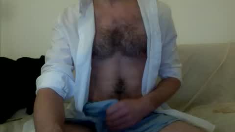 Snapshot of endymioon chatting on 03-31-26, 07:47 endymioon online show from 03-31-26, 07:47
