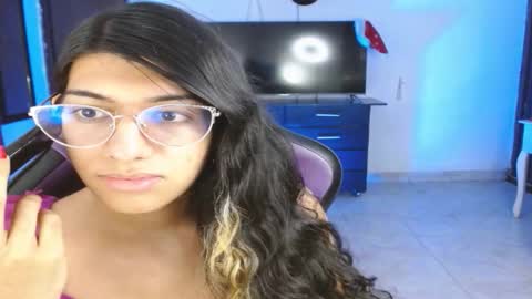 Engiel phoenix instagram engiel 13 online show from 12-15-25, 09:41