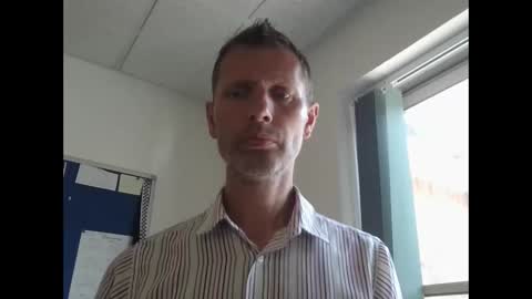 Snapshot of englishguy183 chatting on 05-28-26, 12:35 EnglishGuy183 online show from 05-28-26, 12:35