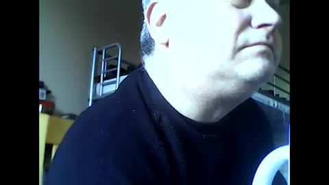 Snapshot of englishguysurrey chatting on 04-02-26, 06:33 englishguysurrey online show from 04-02-26, 06:33