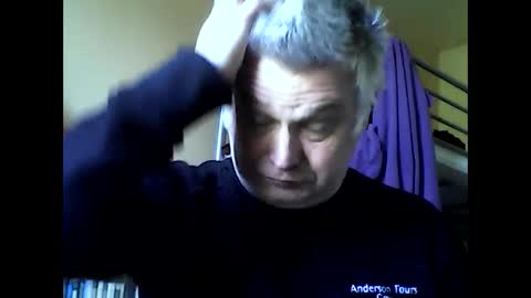 Snapshot of englishguysurrey chatting on 04-22-26, 09:44 englishguysurrey online show from 04-22-26, 09:44