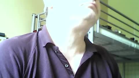 Snapshot of englishguysurrey chatting on 06-28-26, 01:06 englishguysurrey online show from 06-28-26, 01:06