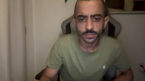 Snapshot of enjoythetrip chatting on 07-03-26, 04:41 Luke online show from 07-03-26, 04:41