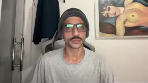 Snapshot of enjoythetrip chatting on 07-07-26, 04:15 Luke online show from 07-07-26, 04:15