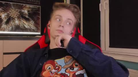 Enker online show from 03-26-26, 03:23