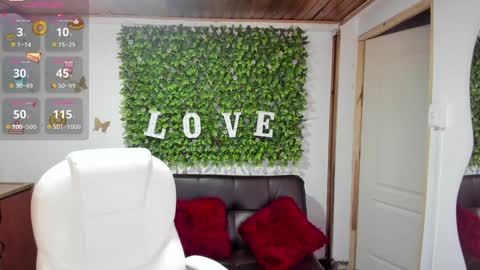 Enma clark online show from 12-07-24, 10:12