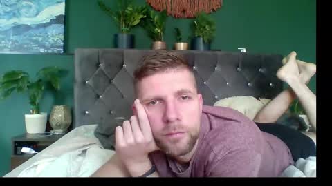 Eno218765 online show from 10-26-25, 12:44