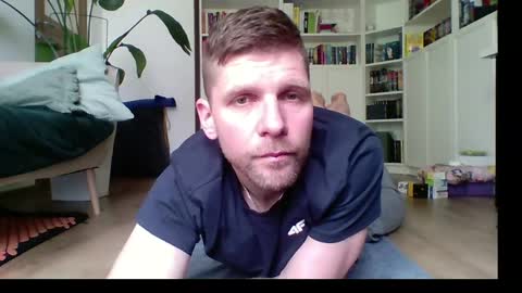 Eno218765 online show from 05-08-26, 07:25