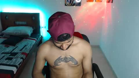 Snapshot of enriblack92 chatting on 12-27-24, 06:53 enriblack92 online show from 12-27-24, 06:53