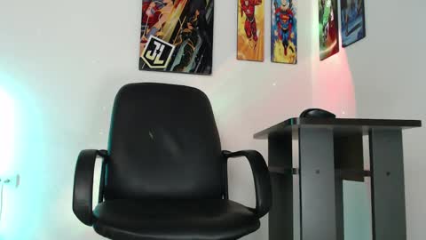 Snapshot of enriblack92 chatting on 12-29-24, 03:54 enriblack92 online show from 12-29-24, 03:54