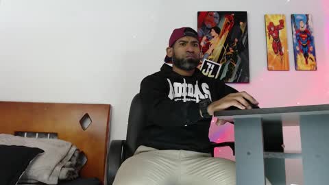 Snapshot of enriblack92 chatting on 12-30-24, 12:22 enriblack92 online show from 12-30-24, 12:22