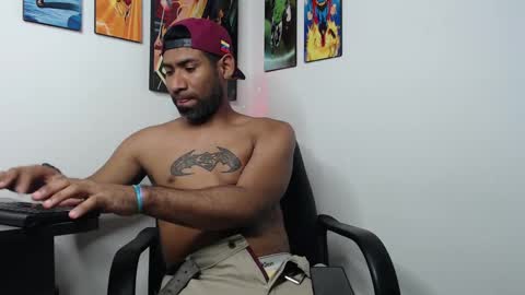 Snapshot of enriblack92 chatting on 01-19-25, 01:32 enriblack92 online show from 01-19-25, 01:32