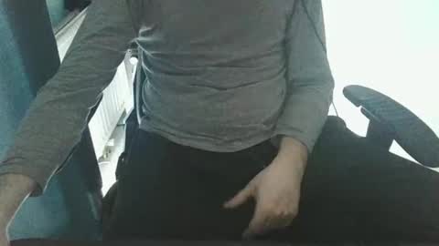 enriquexxx21xxx online show from 04-18-26, 10:41