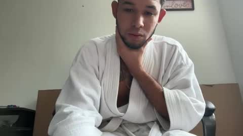 Snapshot of enyel_100 chatting on 01-06-26, 03:16 enyel_100 online show from 01-06-26, 03:16