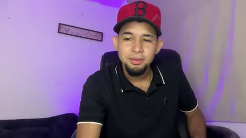 Snapshot of enyel_100 chatting on 02-05-26, 03:55 enyel_100 online show from 02-05-26, 03:55