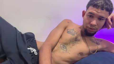 Snapshot of enyel_100 chatting on 02-10-26, 07:01 enyel_100 online show from 02-10-26, 07:01