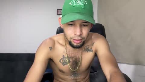 Snapshot of enyel_100 chatting on 03-02-26, 06:59 enyel_100 online show from 03-02-26, 06:59