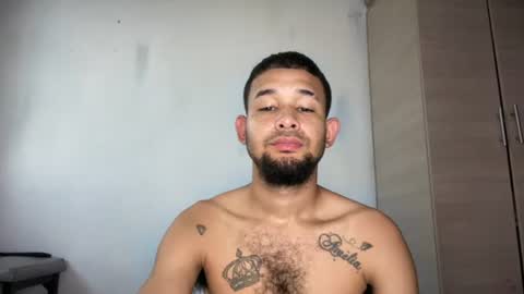 Snapshot of enyel_100 chatting on 06-27-26, 12:22 enyel_100 online show from 06-27-26, 12:22