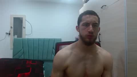enzo_savage online show from 10-16-25, 06:31