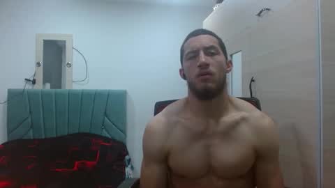 enzo_savage online show from 10-19-25, 05:46