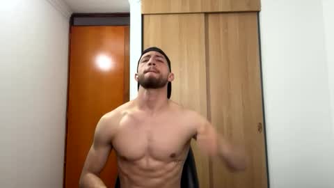 Snapshot of enzo_savage chatting on 05-13-26, 08:16 enzo_savage online show from 05-13-26, 08:16