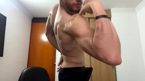 Snapshot of enzo_savage chatting on 06-01-26, 11:45 enzo_savage online show from 06-01-26, 11:45