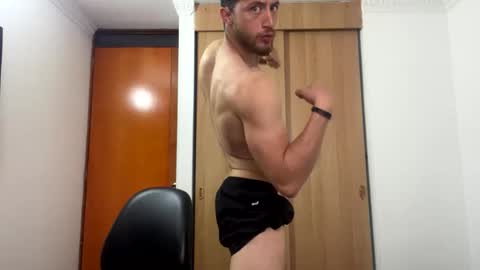 Snapshot of enzo_savage chatting on 06-03-26, 11:46 enzo_savage online show from 06-03-26, 11:46
