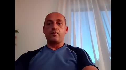 Snapshot of epu17 chatting on 06-08-26, 06:52 epu17 online show from 06-08-26, 06:52