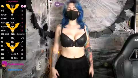 Snapshot of eralendra chatting on 10-27-25, 04:44 Era online show from 10-27-25, 04:44