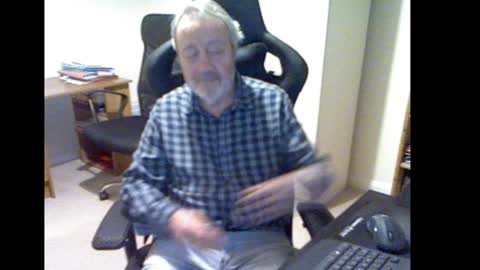 erasmus_d online show from 01-29-25, 07:32