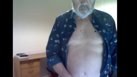 erasmus_d online show from 12-01-25, 06:02