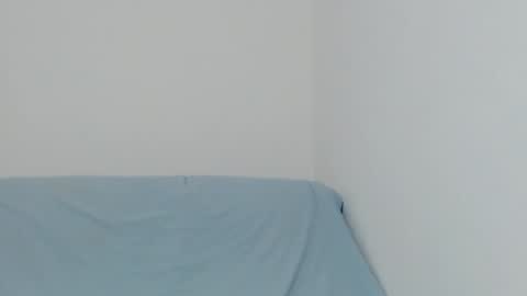 Snapshot of eren_jaeger2000 chatting on 11-17-25, 01:33 Eren online show from 11-17-25, 01:33