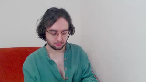 Snapshot of eren_jaeger2000 chatting on 12-01-25, 03:44 Eren online show from 12-01-25, 03:44