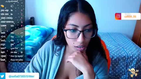 sofia online show from 11-25-25, 02:50