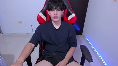 eren_tatakae online show from 03-25-26, 02:28