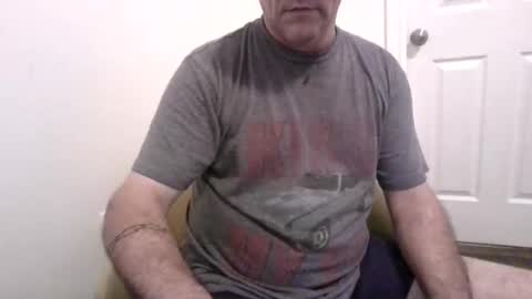 Snapshot of eric4698523103 chatting on 05-30-26, 06:43 eric4698523103 online show from 05-30-26, 06:43
