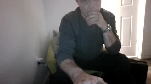 Snapshot of eric4698523103 chatting on 06-18-26, 02:34 eric4698523103 online show from 06-18-26, 02:34