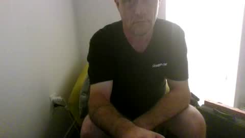 Snapshot of eric4698523103 chatting on 06-21-26, 02:36 eric4698523103 online show from 06-21-26, 02:36