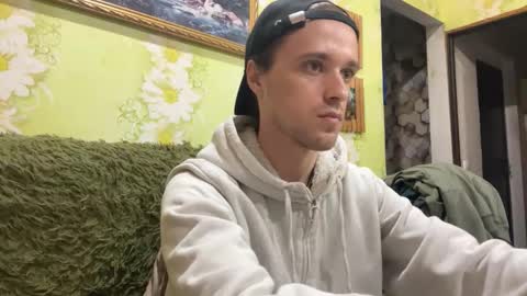 Eric online show from 10-04-25, 05:00