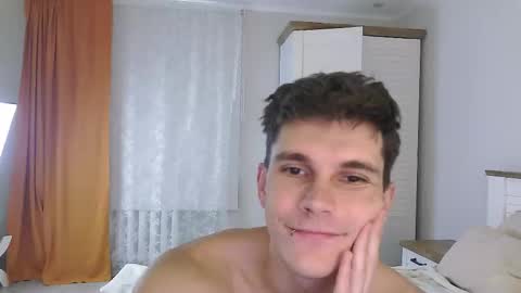 Eric Crush online show from 09-23-25, 04:15