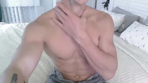 Eric Crush online show from 12-18-25, 03:45