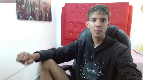 Snapshot of eric_oslo chatting on 01-12-26, 06:24 eric_oslo online show from 01-12-26, 06:24