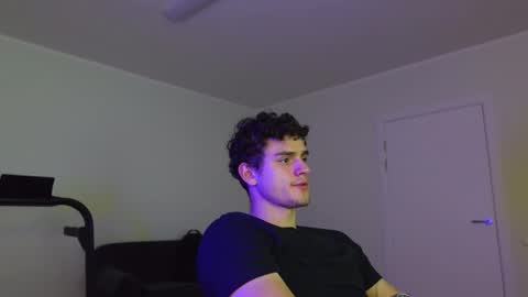    online show from 11-05-25, 02:28