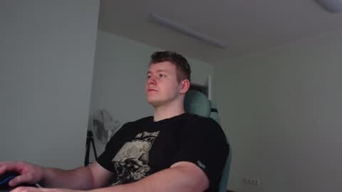    online show from 11-09-25, 06:44