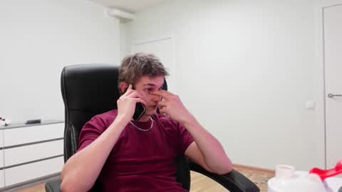    online show from 11-18-25, 05:39