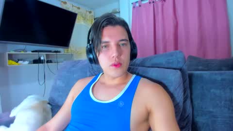 eric_twink18 online show from 01-20-25, 04:43